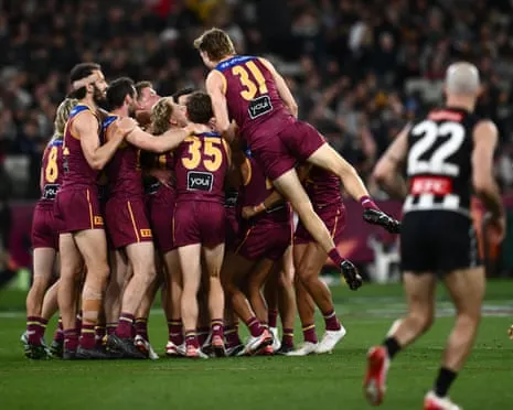 The Lions Crush The Magpies to Claim Championship Showdown With The Cats